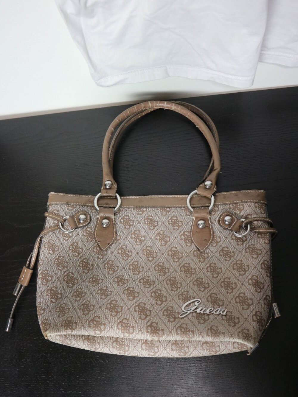 Guess monogram style Y2K Hand Bag Brown